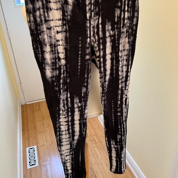 2B Bebe Leggings - Picture 9 of 9